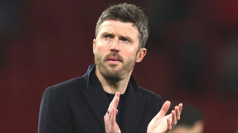 Take Pay Cut: Unattached to Manchester United