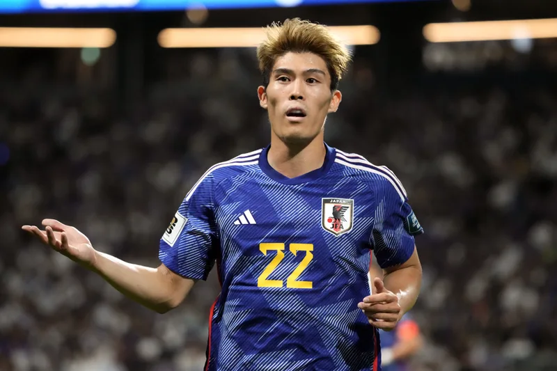 Takehiro Tomiyasu: Arsenal to Venezia