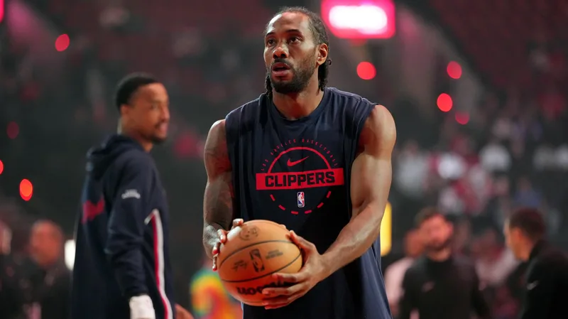 Kawhi Hires: Unattached to Toronto Raptors
