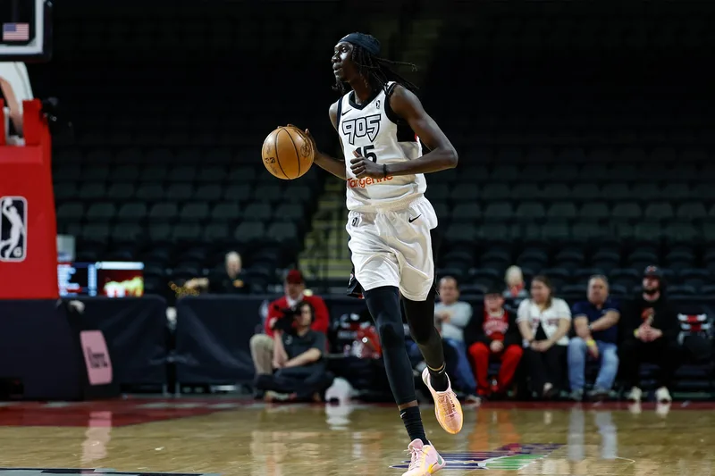Mouhamadou Gueye: Unattached to Valencia Basket