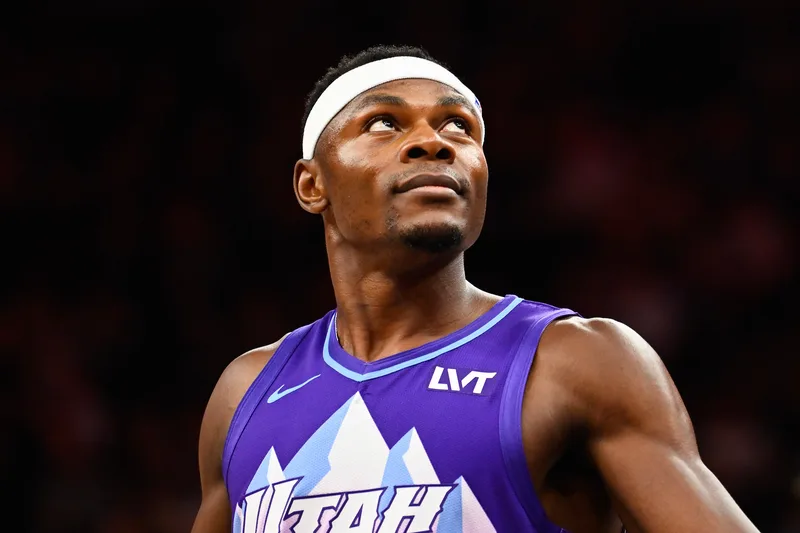 Oscar Tshiebwe: Utah Jazz to Houston Rockets